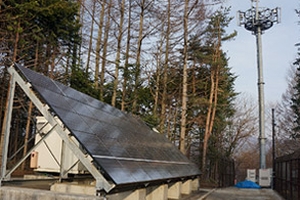 ドコモ、太陽光発電で運用可能な「グリーン基地局」のフィールド試験を開始