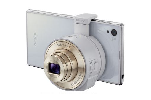 ソニー、スマホに装着できるレンズ型カメラ2機種を10月25日に発売【動画】