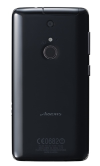 KDDIは18日、au2013冬の5型スマートフォン「ARROWS Z FJL22」（富士通モバイルコミュニケーションズ製）を23日から発売すると発表した。