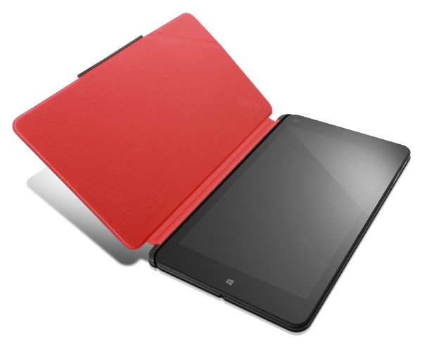 レノボ・ジャパンのWindows 8.1搭載8インチタブレット「ThinkPad 8 」（専用カバー装着時）