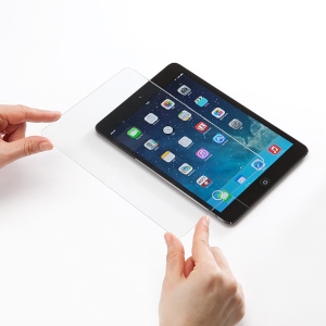 サンワダイレクトが発売したiPad Air / iPad mini Retina / iPad mini用の強化ガラス製保護フィルム