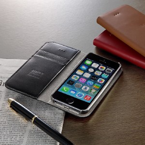 カード収納付き手帳型ケースと、シンプルなバンパーケースとしても使用できる「iPhone5sレザーケース＆バンパーケース（手帳タイプ・カード入れ付・本革）　200-PDA143シリーズ」