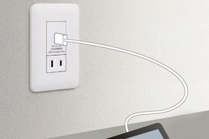 パナソニック、スマホ・タブレットの充電が可能な壁埋め込み型USBコンセントを発表