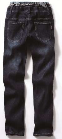 ～2014秋、男の子用パンツが “すらっとスリム”なシルエットへ～セシールが、元気に動ける細身タイプのBOYSデニムを新発売