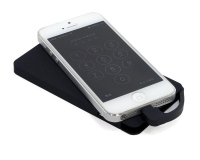 iPhone 6充電ケーブル内蔵モバイルバッテリー　「AiONE Slim 4000」9月22日販売開始