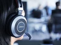 65%の人が職場環境により生産性が落ちると実感。仕事にも音楽にも使える新型ヘッドセット「Jabra Evolve」2014年11月下旬より新発売