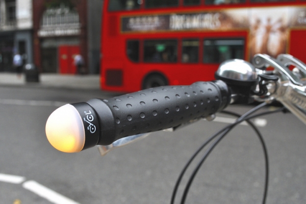 【ロンドン発、ハンドルに取り付けられる自転車専用ウィンカー】「WingLights（ウィングライツ）」の日本上陸プロジェクトを、11月22日（水）より開始！