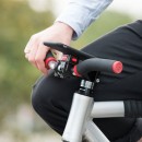 iPhone X専用の自転車・バイクホルダーが11/30に発売！　特許取得済みの独自ロックシステムでガッチリ固定