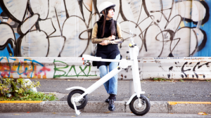 日本の法律に準拠した折り畳み電動バイク「Cute-mL」、12月7日（木）よりクラウドファンディング開始。販売価格は期間限定で8万5000円〜。