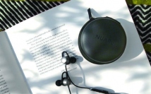 『NUARL』製品購入者にもれなくイヤホンケースを進呈　プレゼントキャンペーン開催、3月1日から5月6日まで
