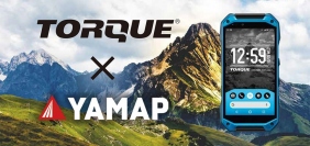 登山アプリ「YAMAP」×高耐久スマホ「TORQUE」コラボによる「TORQUE G04」専用アクセサリー開発企画