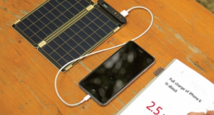【限定数を再入荷！】「YOLK Solar Paper」世界最薄！持ち運びが簡単なソーラーチャージャー【大人気製品！】