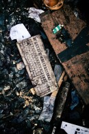 電子ごみ＝E-wasteから考える持続可能な未来。サステナブルアートの第一人者長坂真護がハチドリ電力代表、ゲットイット代表とオンラインイベントで鼎談