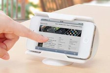 サンワサプライ、iPhone/スマホ向け横・縦置き両対応シリコン素材スタンド