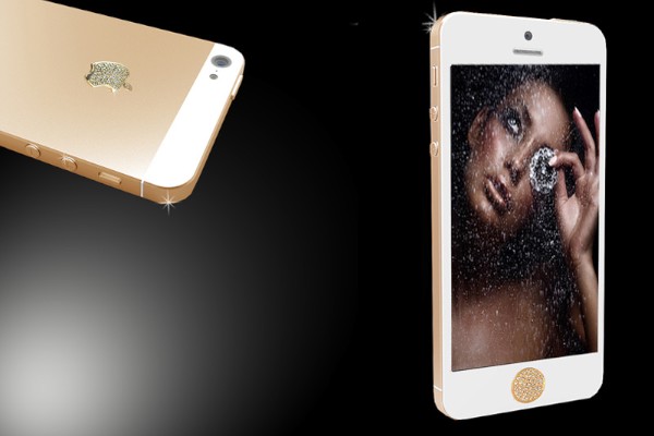 iPhone 5を純金でコーティングした「24ct gold iphone 5」
