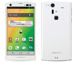 「ARROWS V F-04E（White）」（画像：NTTドコモ）