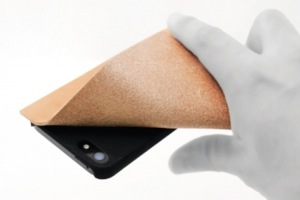 取っ手・スタンドに変形できる薄革iPhone 5ケース「SHOT CASE for iPhone5」【動画】