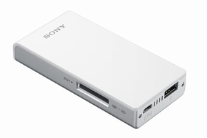 ソニー、スマホからWi-Fi接続でファイルを再生、保存できる「ポータブルワイヤレスサーバー」【動画】