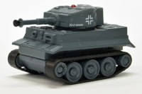 iPhone/iPadで操縦できる手のひらサイズの戦車型ラジコン「ラジ・コンバット USB 戦車RC for iPad/iPhone」