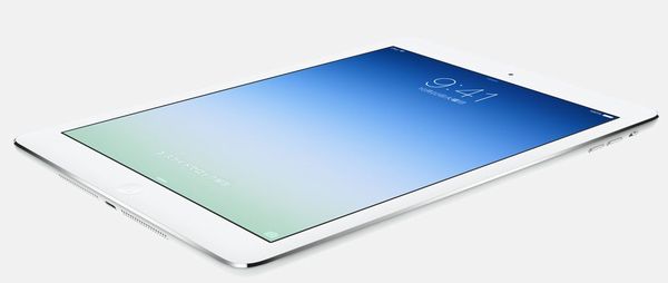 iPad Air（画像：アップル）