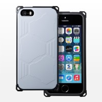 四隅のダンパーで落下時の衝撃を抑えるサンワサプライのiPhone 5s / 5ケース「200-PDA135GY」