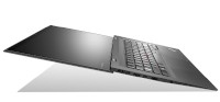 レノボ・ジャパンの14型ウルトラブック「新しいThinkPad X1 Carbon」