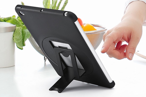 サンワダイレクト、スタンドが360度回転するiPad miniケース　縦・横置きに両対応