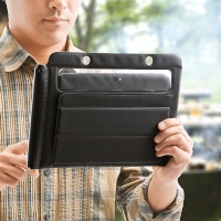 サンワサプライが6日発売した「iPad mini・Nexus7防水ケース（お風呂対応・7インチ汎用・スタンド機能・ストラップ付） 200-PDA126」