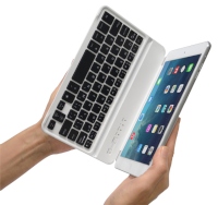 日本トラストテクノロジー（JTT）の「iPad mini＆mini Retina 用 光るワイヤレス キーボード Bookey Light ホワイト」