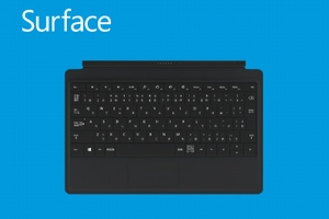 マイクロソフト、Surface用バッテリー内蔵キーボードカバーと車載充電器を発売