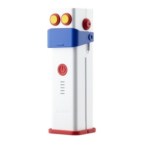 人型ロボットを象ったユニークなデザインのポータブルチャージャー「OZAKI O!tool Battery 2600mAh」
