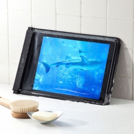 防塵・防水規格IP47取得の12.9インチ対応タブレットケース「PDA-TABWPST12」（サンワプライ発表資料より）