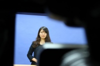 テレプロンプター撮影用販売開始「カメラ目線を維持できる」