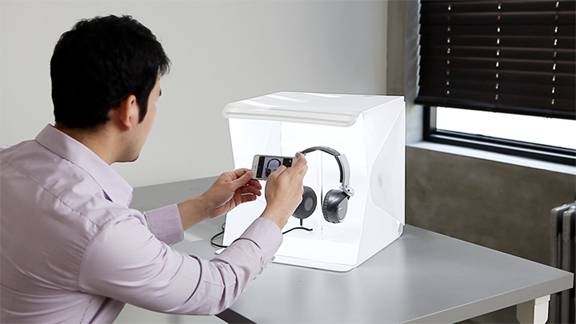 “10秒でセット完了！持ち運びもラクちん！本格撮影可能！”スマホで簡単高画質撮影ができる組立式照明スタジオキット6月2日に販売