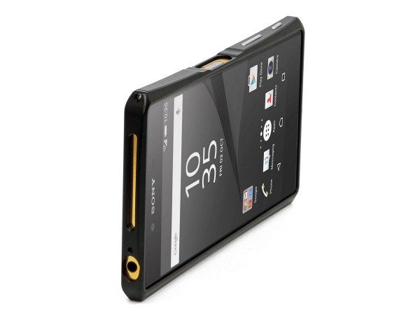 スマホとの一体感、グリップ感を重視した高精度アルミニウムバンパーケース“DECASE”「Xperia Z5」シリーズに新たに3モデル登場！12月29日に販売開始