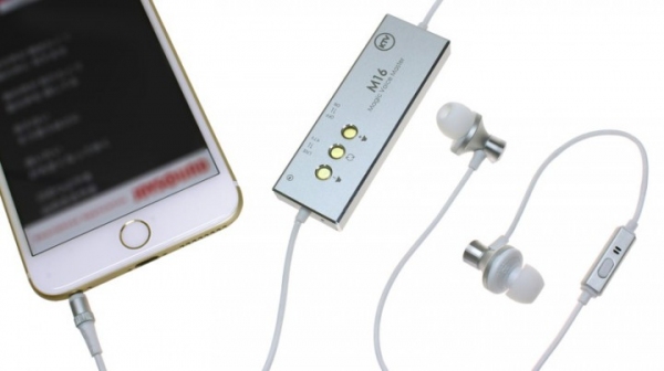 【上海問屋限定販売】スマホでカラオケの練習ができる　8種類のエフェクト搭載　スマホで歌えるエコー付カラオケイヤホン　販売開始