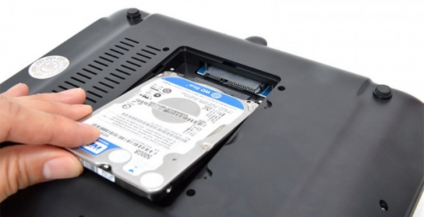 DVDプレーヤー？！　HDD内蔵高画質で大量の映像を９インチ画面で『SSD/HDD対応 液晶付きすごいメディアプレイヤー＆500GBHDDセット』を発売開始