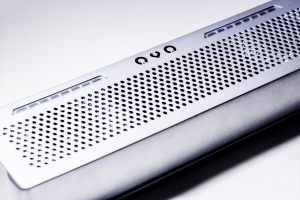 USBにつなぐだけ！ 映画館の感動を完全再現するポータブルスピーカー誕生 Made in TOHOKU『OVO』パソコン工房 AKIBA STARTUP で展示開始！