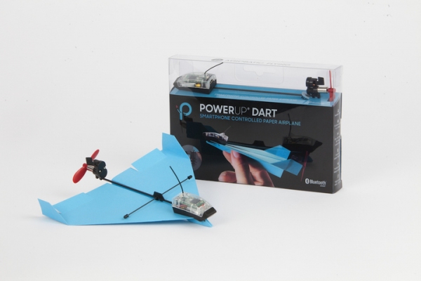最高時速40km、8種類のアクロバット飛行が可能！次世代紙飛行機「POWERUP DART」9月13日（木）より、Kibidangoで日本上陸プロジェクト開始。