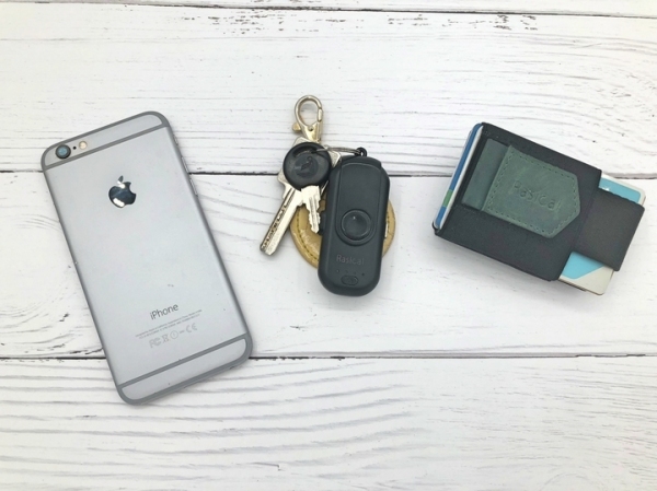 【ラシカル】小型で軽量、持ち運びに便利なミニマムモバイルバッテリー『マグッピ』の先行予約を「CAMPFIRE」にて開始。