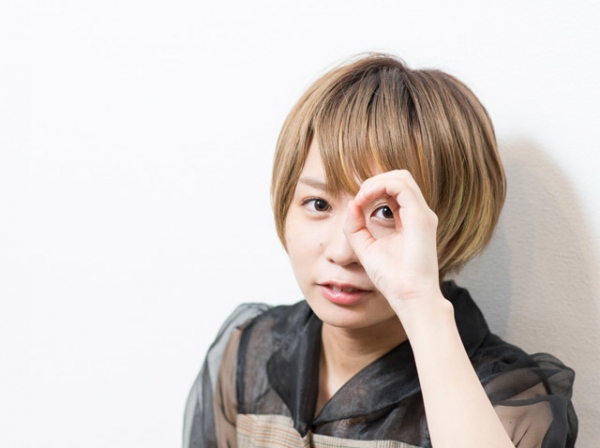 “楽器を持たないパンクバンド”BiSHで大注目！メンバー１の本好きが繰り返し読む漫画は「ちびまる子ちゃん」モモコグミカンパニーのおすすめ漫画を無料配信！独占インタビューも掲載