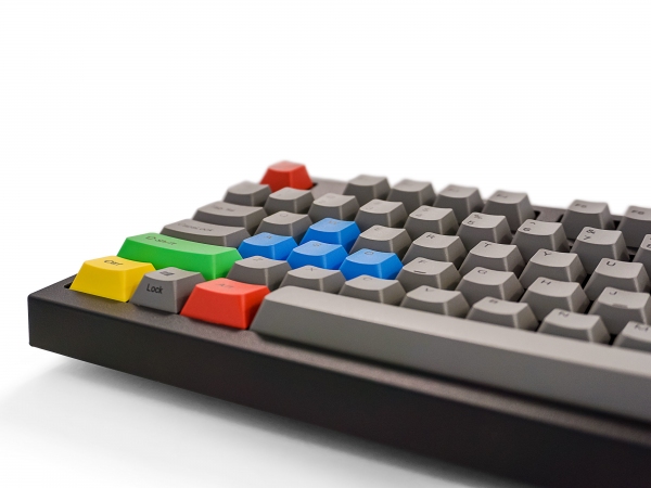 メカニカルキーボードをカラフルに着せ替え？！アーキス、CHERRY MXスイッチのメカニカルキーボード換装向けカラーアクセサリーキーキャップシリーズを販売開始