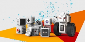 プログラミングできるブロック型ロボット「マウンジ（MAUNZI）」 のクラウドファンディングを開始