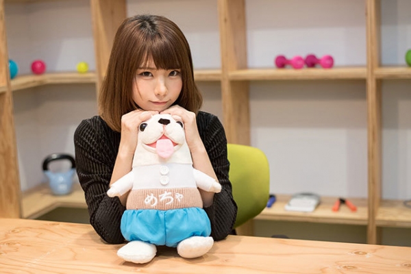 ハッピーエンドよりもバッドエンド好き!?“パニックホラー漫画”ランキング１位は「アイアムアヒーロー」えなこのおすすめ漫画を無料配信！独占インタビューも掲載