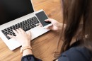 『わたし、定時に帰ります。』ＲＰＡおもしろ総研　定時を回りに知られず教えてくれるＲＰＡロボを開発