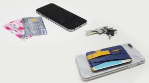 【ラシカル/減らす財布シリーズ】財布ですら不要の完全ミニマリスト仕様！スマホ貼付型ウォレット「ピタロス」のクラウドファンディングをmach-yaにて開始。