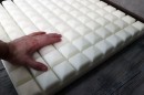 3秒で寝れる。手軽さを追求した携帯マット【TOKURIートクリ】 株式会社ゆりかごよりCAMPFIREでクラウドファンディング開始しました。