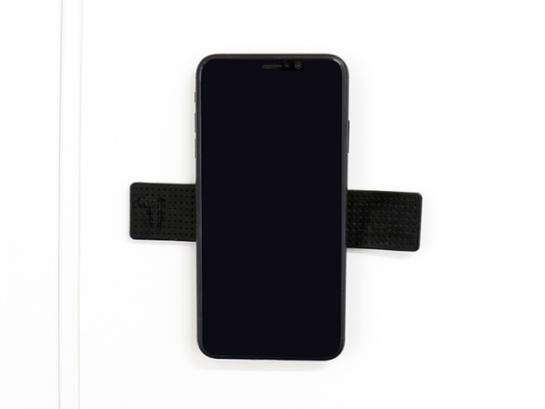 【上海問屋限定販売】スマホ用どこでも吸着シート　販売開始