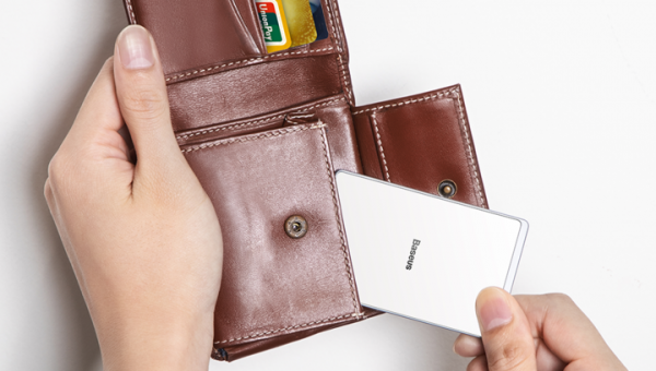 世界180カ国に展開するBaseusから、厚さ3ミリのワイヤレス充電器【ペーパー・チャージャー】がクラウドファンディング「Makuake」にて特別価格先行販売！