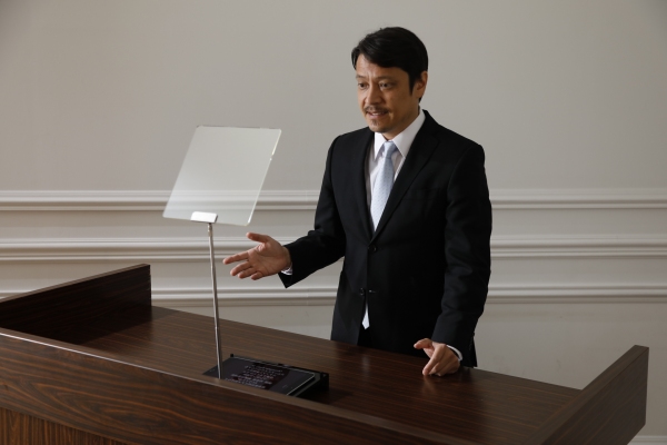 安倍首相が使っているプロンプターとはどういったものか　プロンプターを製造販売するページワンが正しい情報を開示
